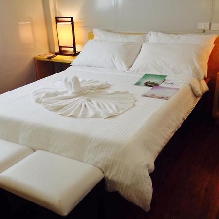 Shore Time Hotel - Annex Balabag  Luaran gambar