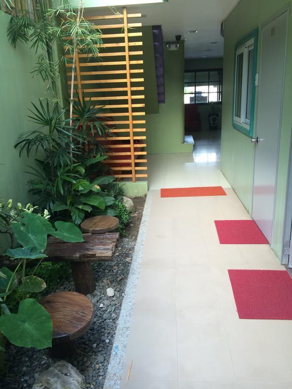 Shore Time Hotel - Annex Balabag  Luaran gambar