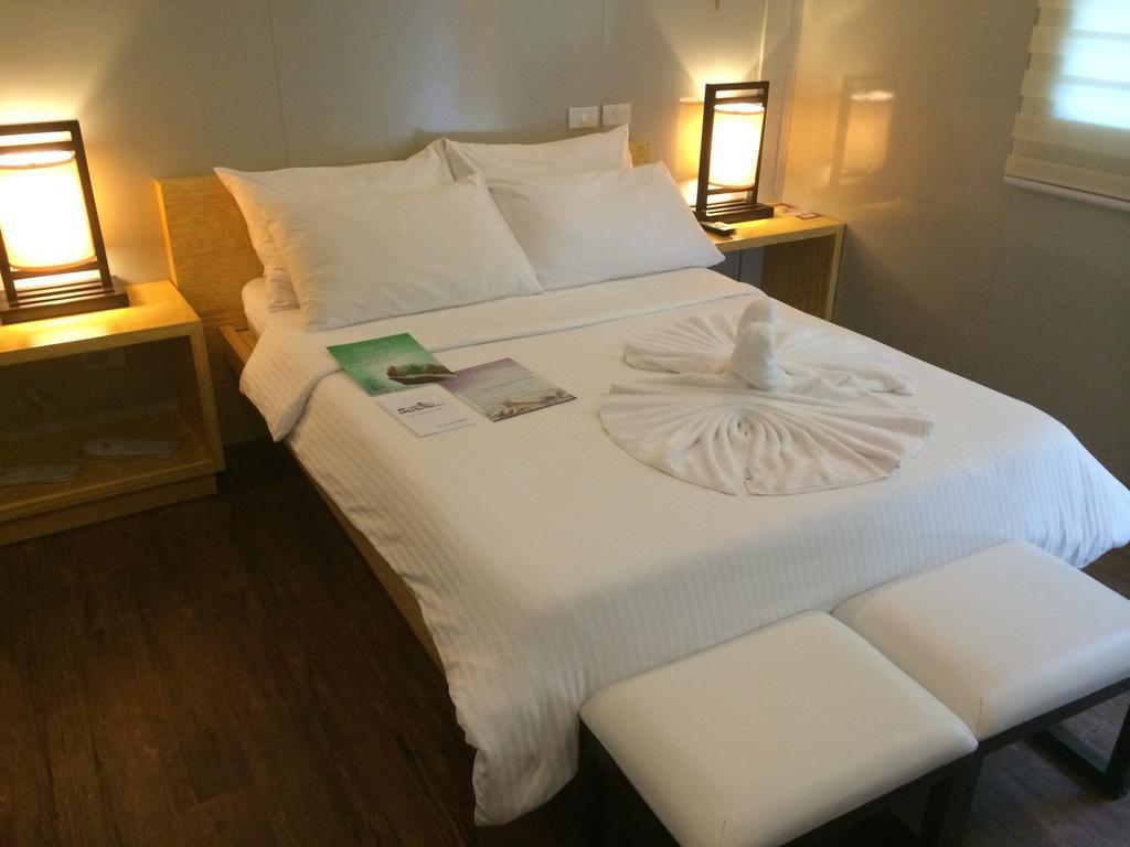 Shore Time Hotel - Annex Balabag  Luaran gambar