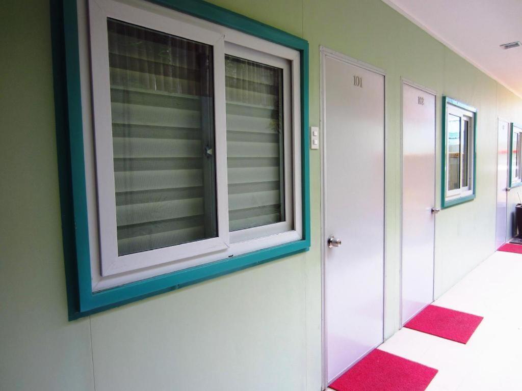Shore Time Hotel - Annex Balabag  Luaran gambar