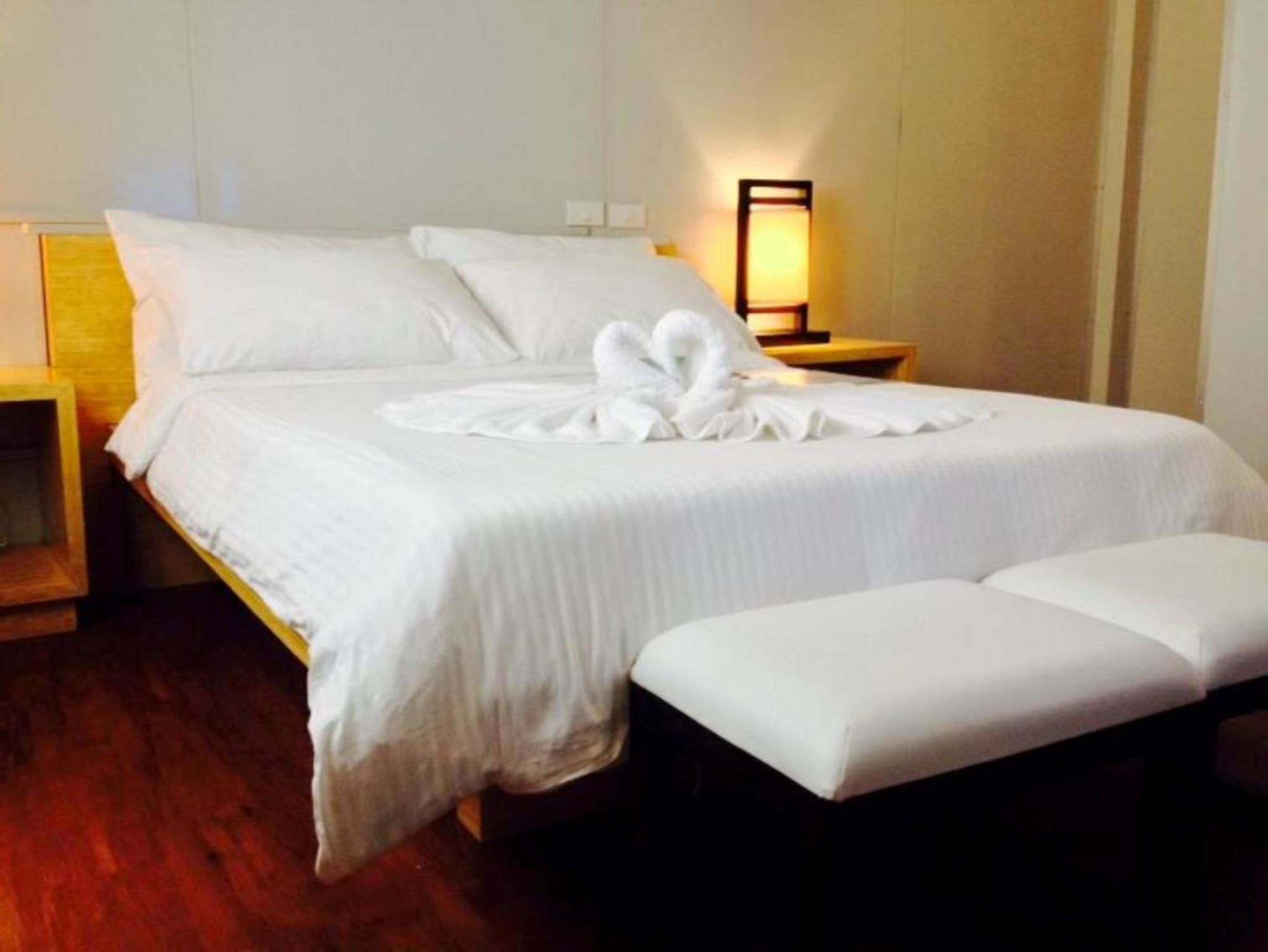 Shore Time Hotel - Annex Balabag  Luaran gambar
